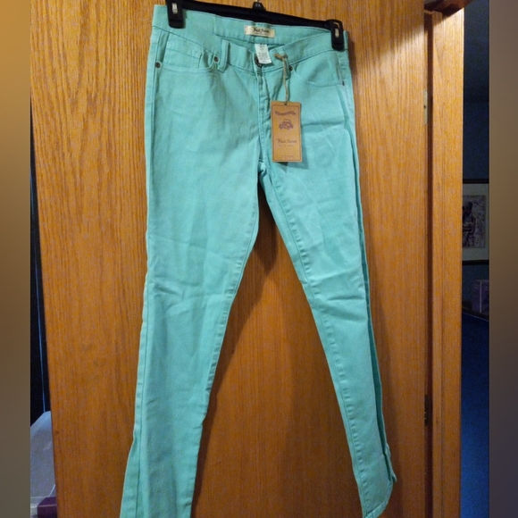 Womens Juniors Truck Jeans Green Size 9 Inseam 30.5 Great Summer Color - Picture 1 of 5